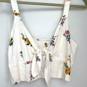 Lottie Moss: Crop Top with Flowers